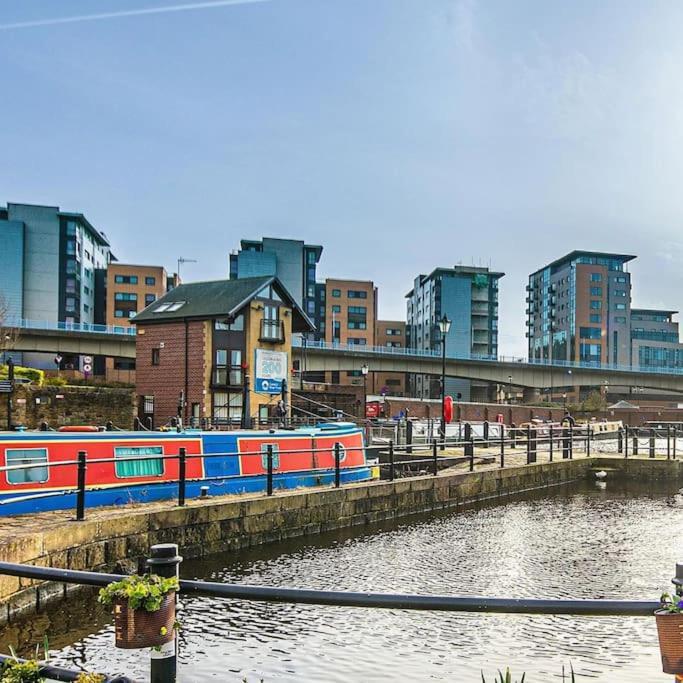 Beautiful 1-Bed Apartment In Grade Listed Warehouse - Victoria Quays, Sheffield City Centre, Free Parking, Pet Friendly, Netflix Екстериор снимка