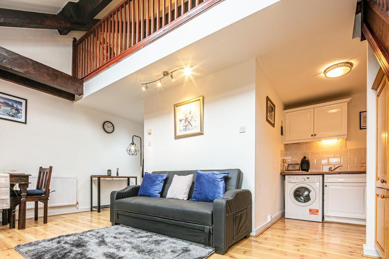Beautiful 1-Bed Apartment In Grade Listed Warehouse - Victoria Quays, Sheffield City Centre, Free Parking, Pet Friendly, Netflix Екстериор снимка