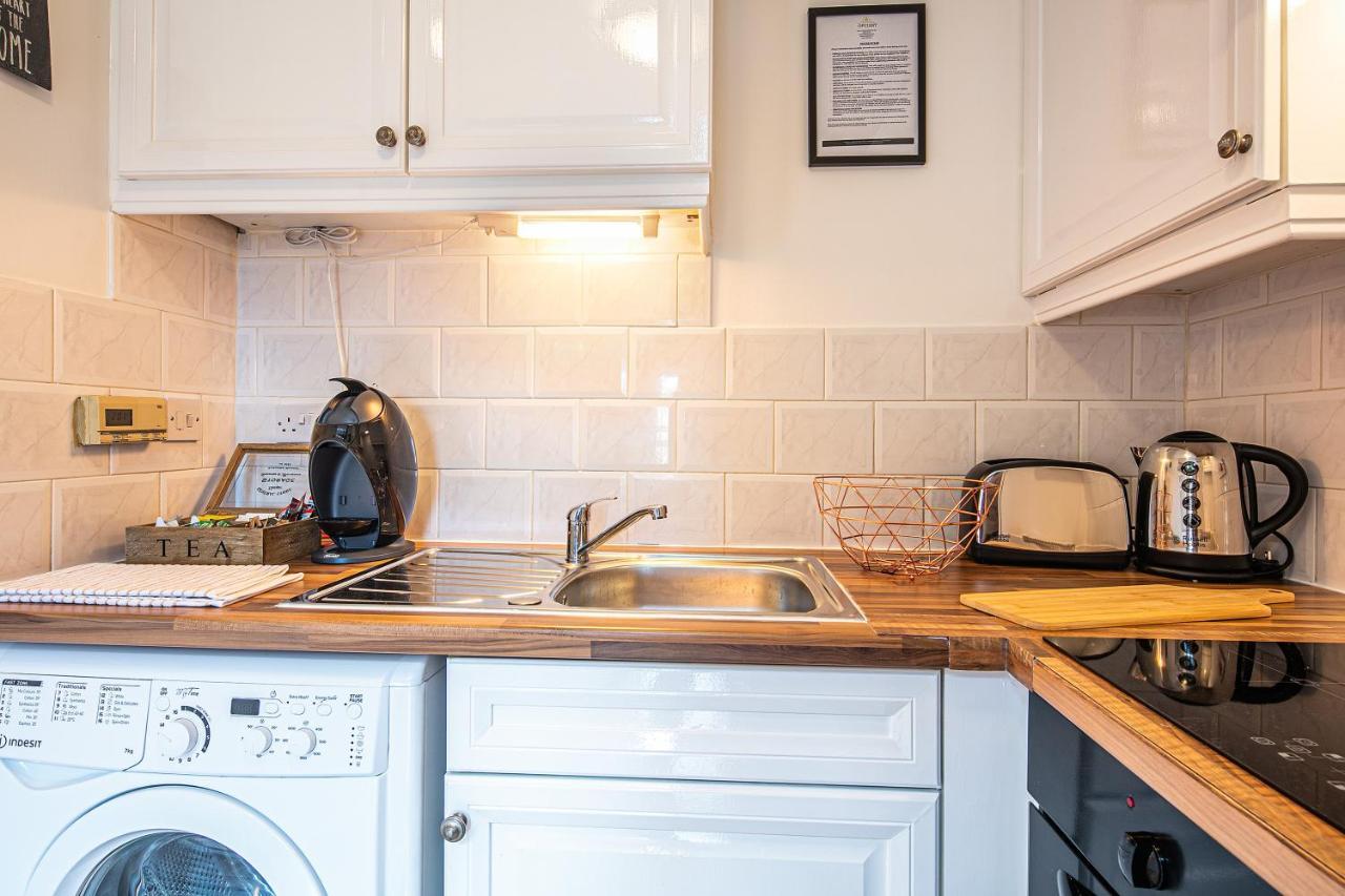 Beautiful 1-Bed Apartment In Grade Listed Warehouse - Victoria Quays, Sheffield City Centre, Free Parking, Pet Friendly, Netflix Екстериор снимка